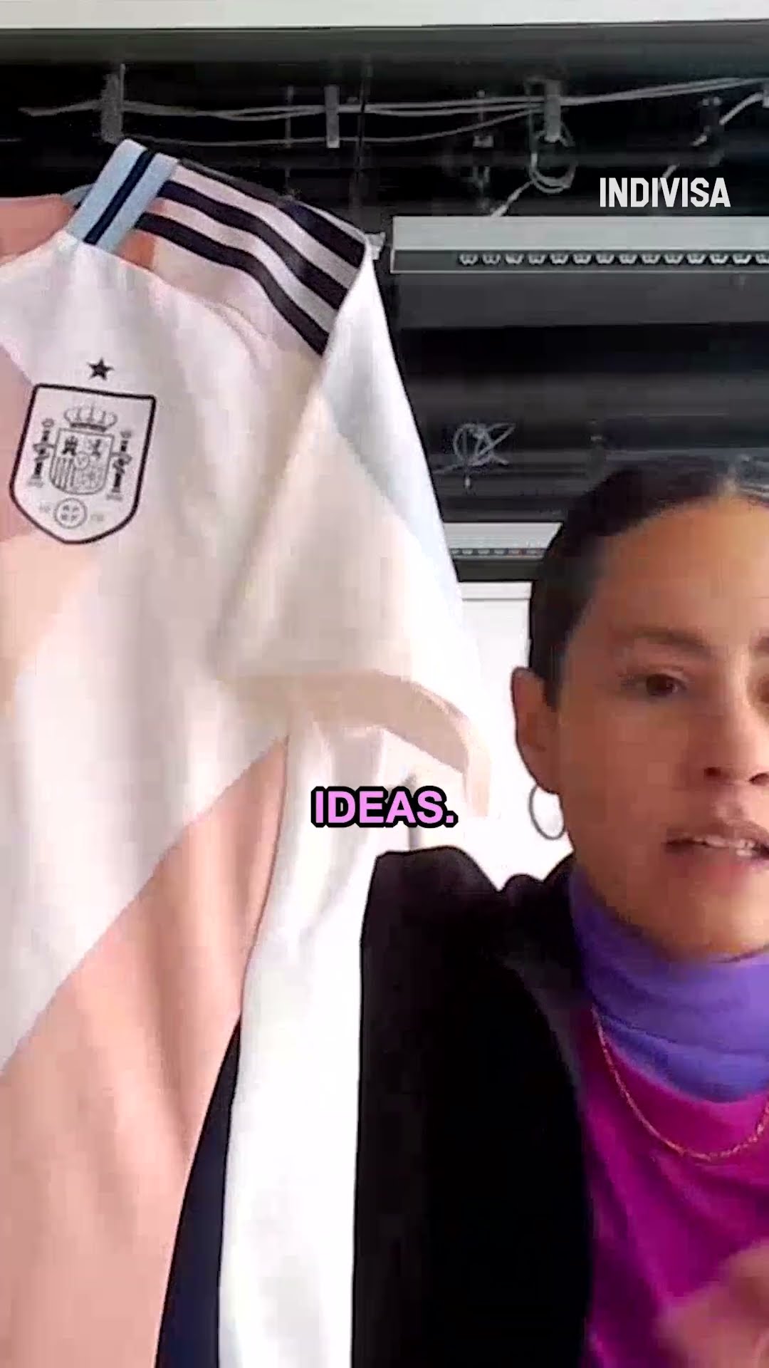 在中场休息 在中场休息