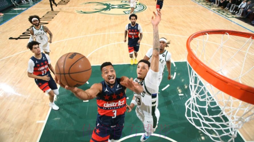 麦科勒姆关键后仰强投不中，老鹰主场2分惜败雄鹿